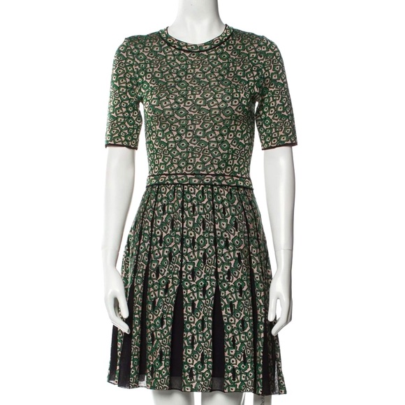 Missoni Dresses & Skirts - Missoni Green and Black Patterned Mini Dress